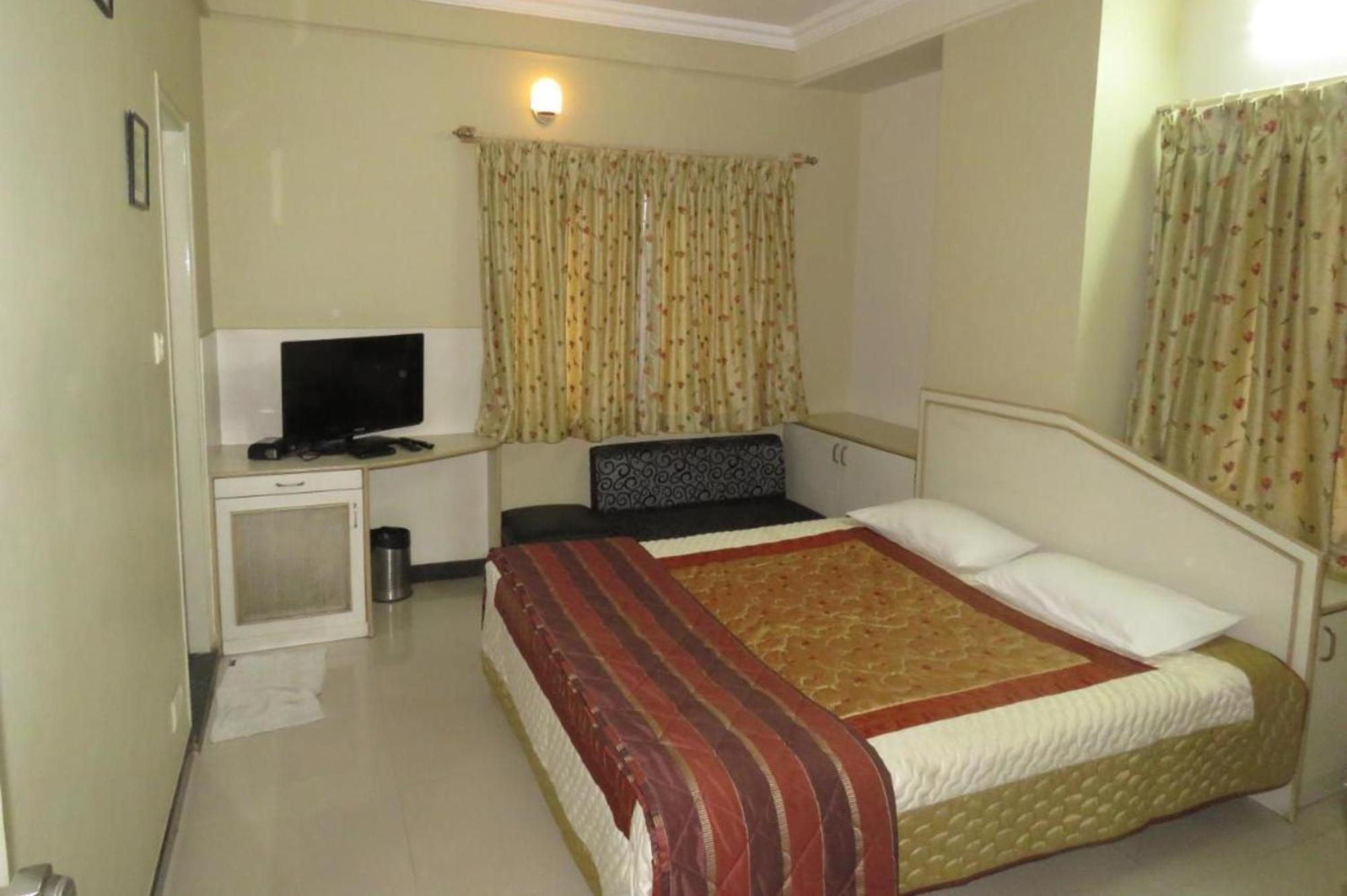 The Corporate Comforts Bangalore Exterior photo